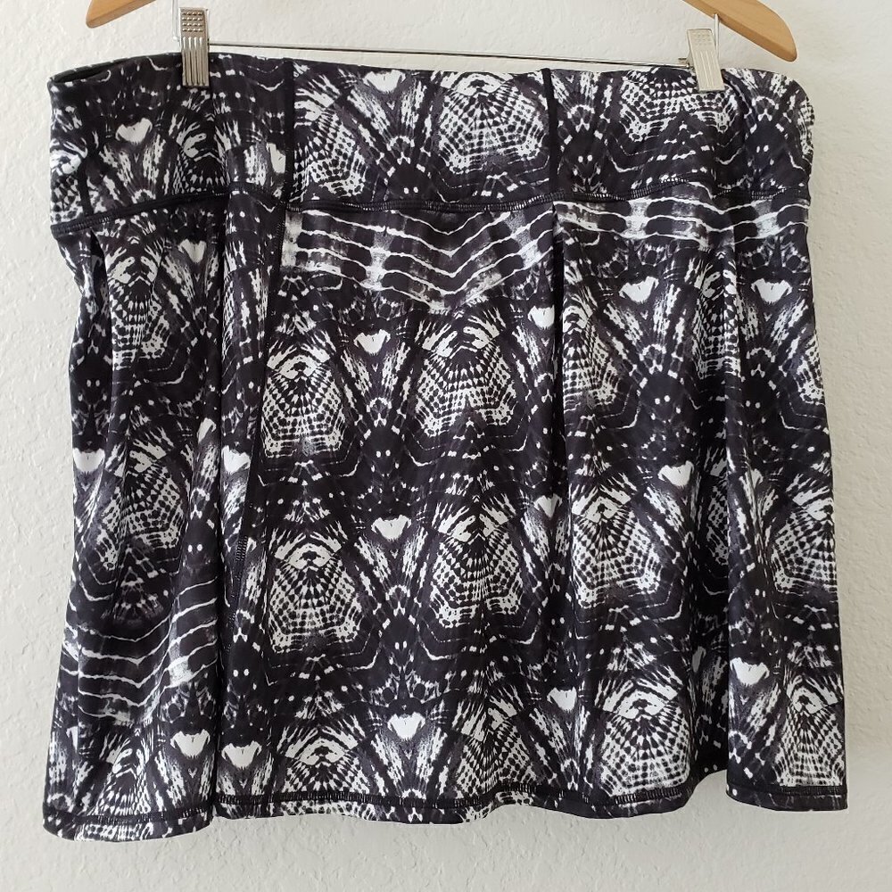 NWT - Ideology Plus Size Performance Black and White Print Skort - Size 2X